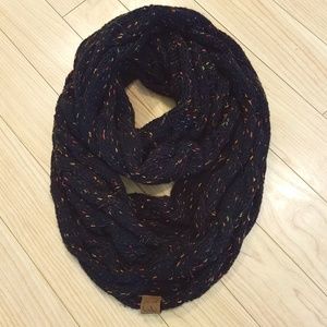 C.C FLECKED INFINITY SCARF